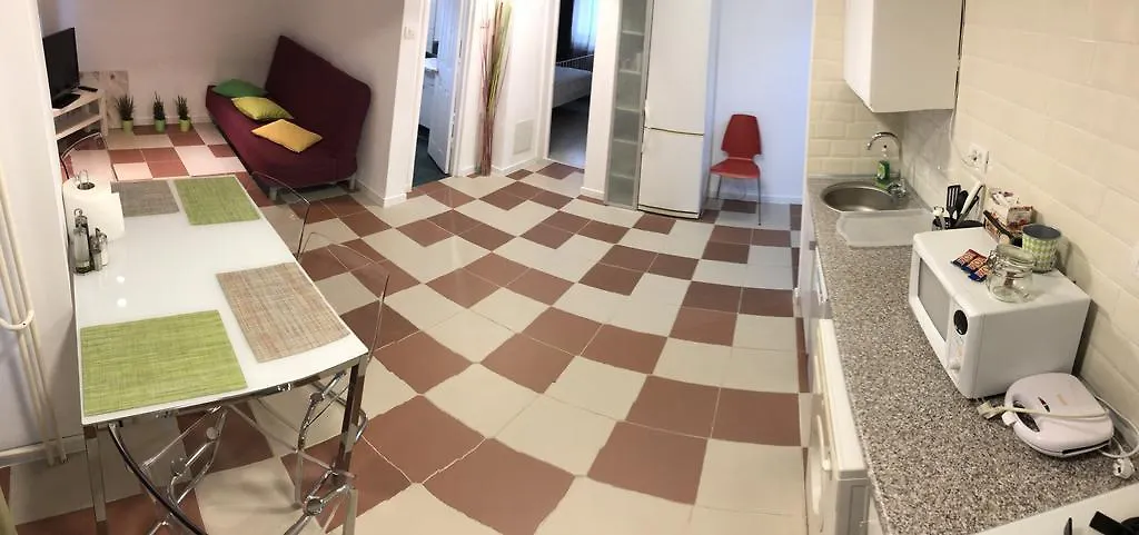 Green Apartment Mircea Voda Бухарест Румыния